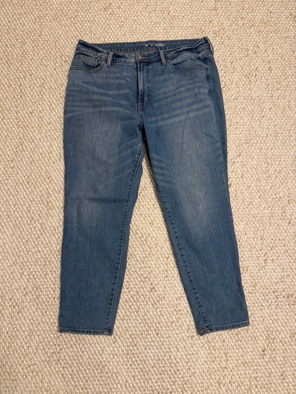 Women’s Old Navy High Rise Blue Jeans Size 16